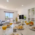 #333 T2 Edificio Domino By Holidays