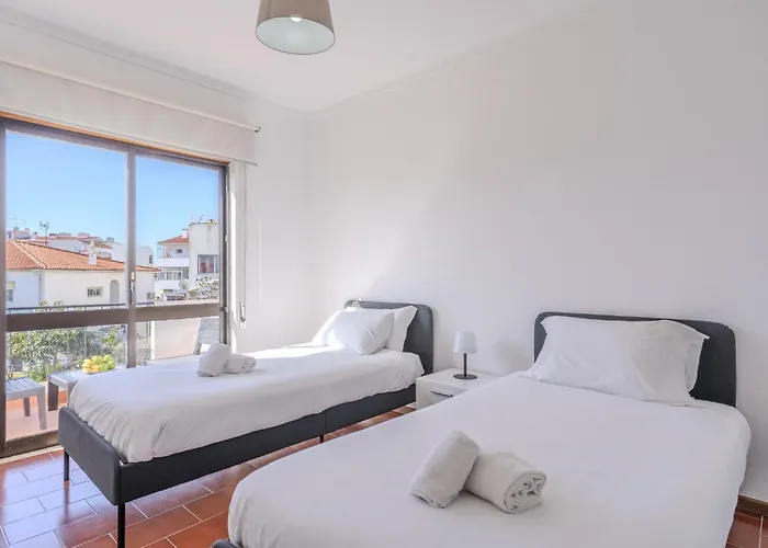 #333 T2 Edificio Domino By Holidays *