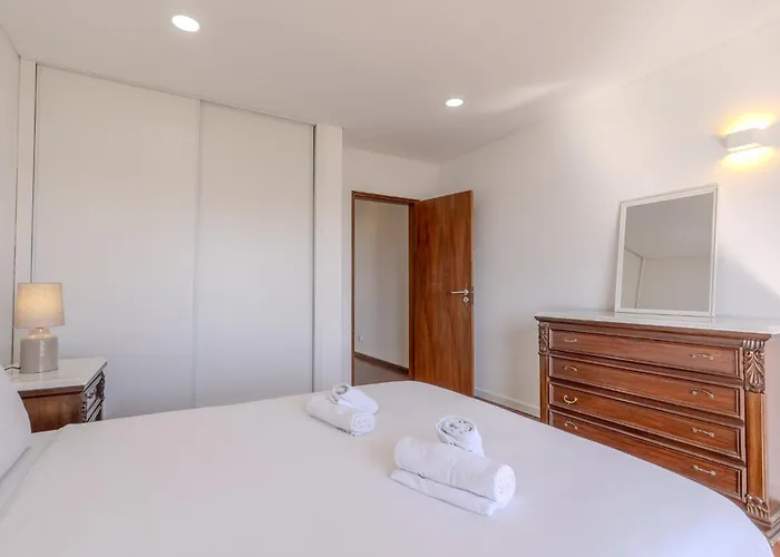 #333 T2 Edificio Domino By Holidays