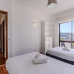 #333 T2 Edificio Domino By Holidays Apartamento Albufeira